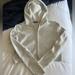 Super cute grey brandy Melville sweater